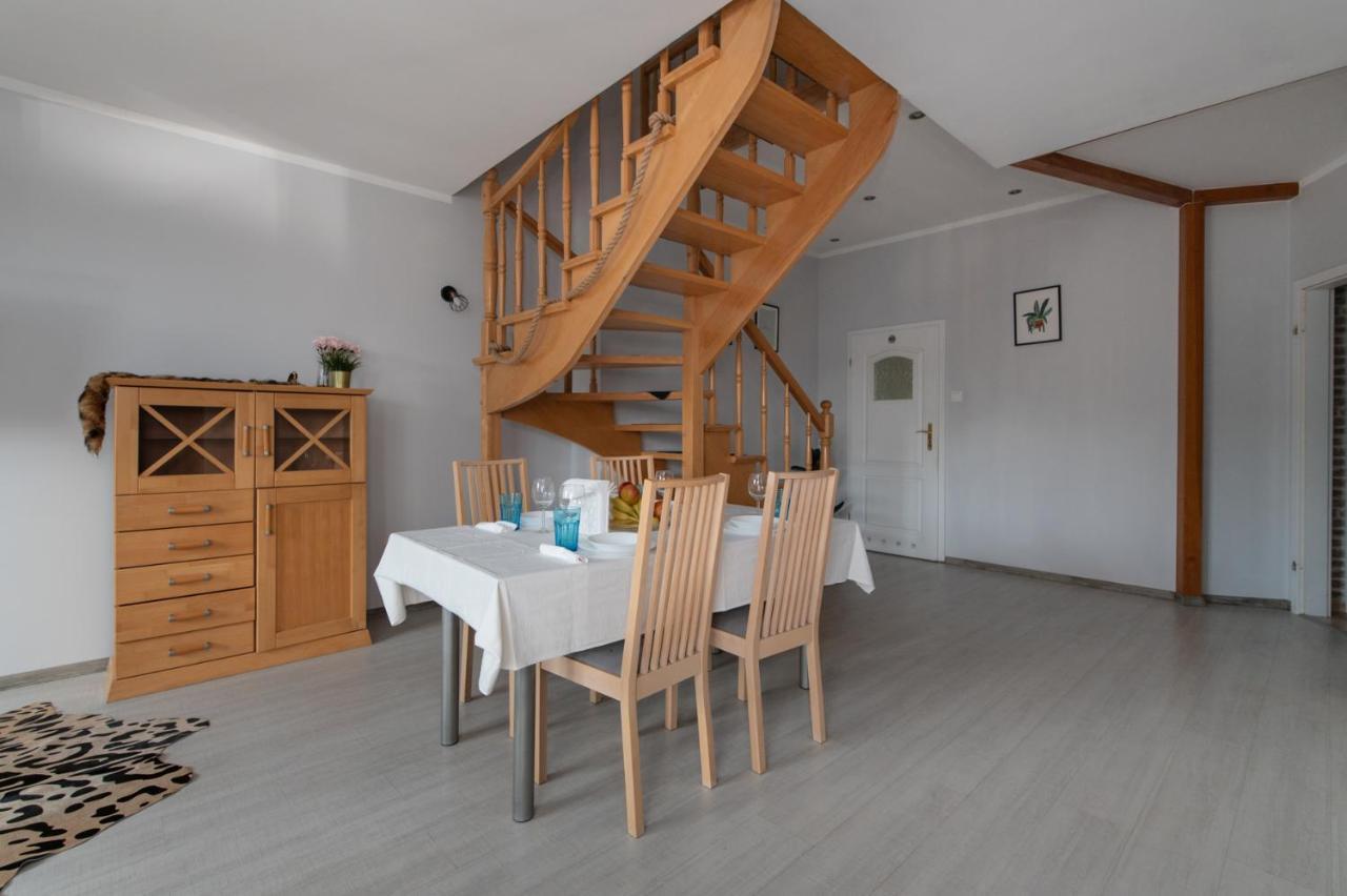 Tjiraso Apartment Gdańsk Exteriör bild